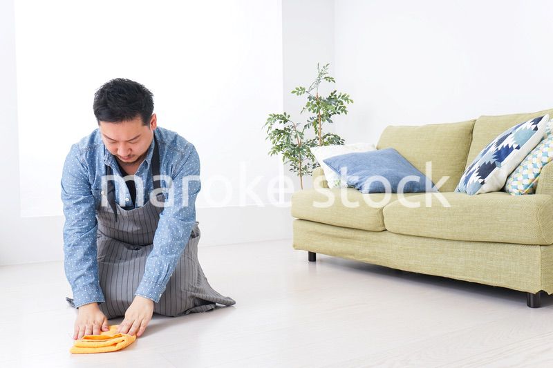 家事をする男性