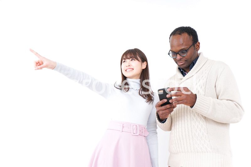 道案内をする女性