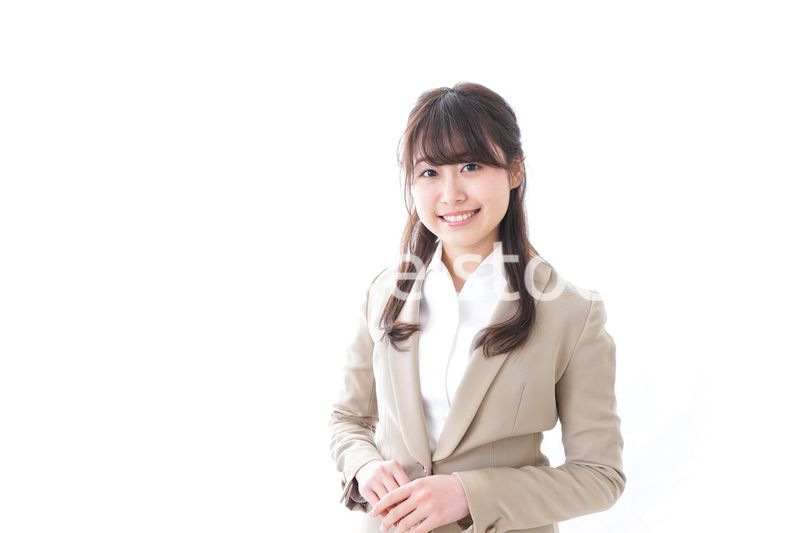 笑顔の若いビジネスウーマン