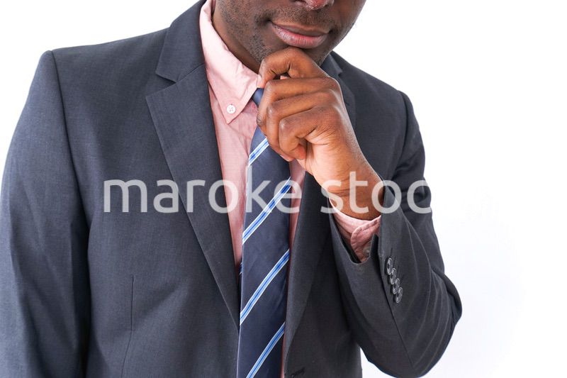 考えるビジネスマン