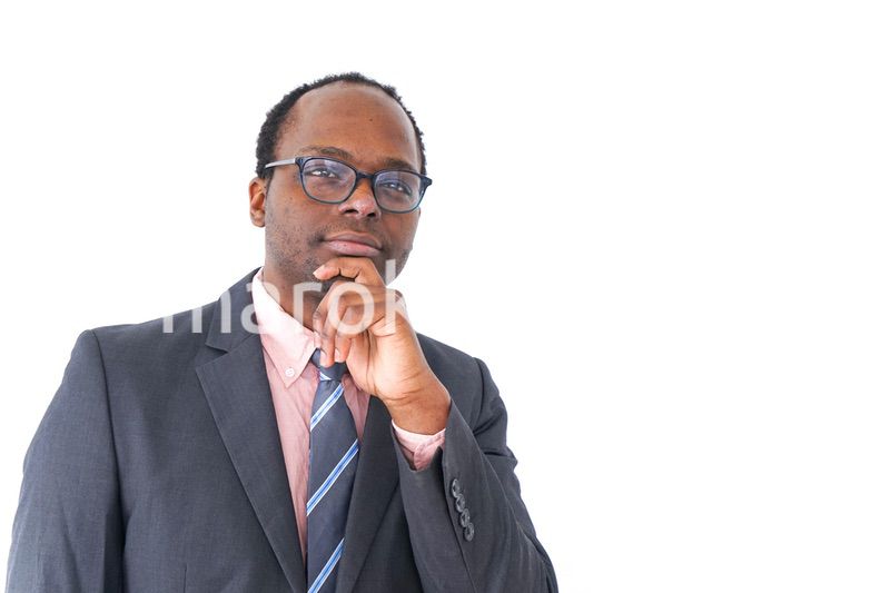 考えるビジネスマン