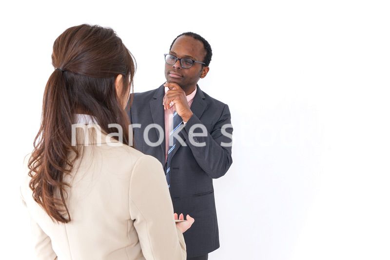 部下を指導する上司