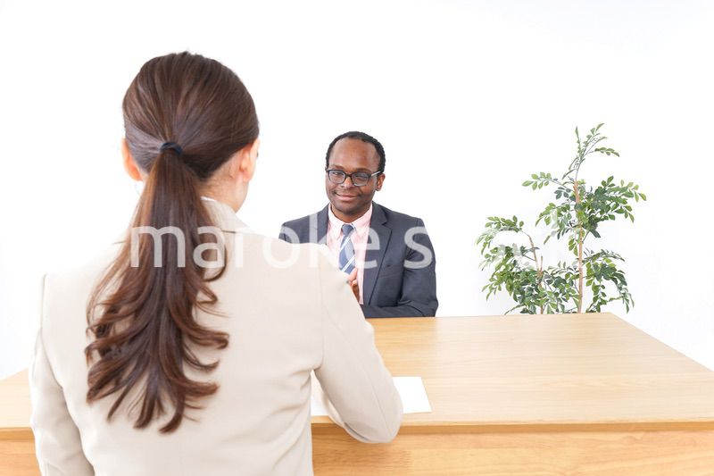 面接官と就活生