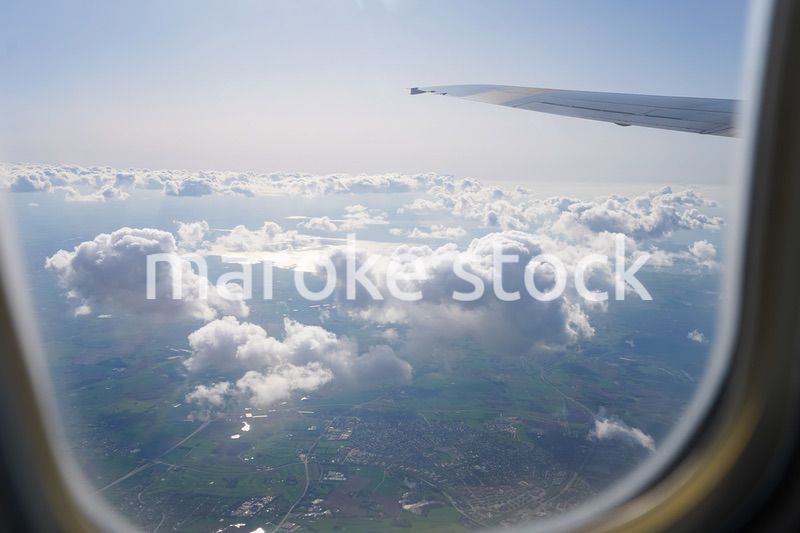飛行機から眺める風景