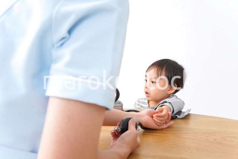 看護師と男の子
