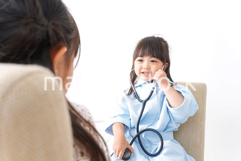 友達と遊ぶ女の子たち