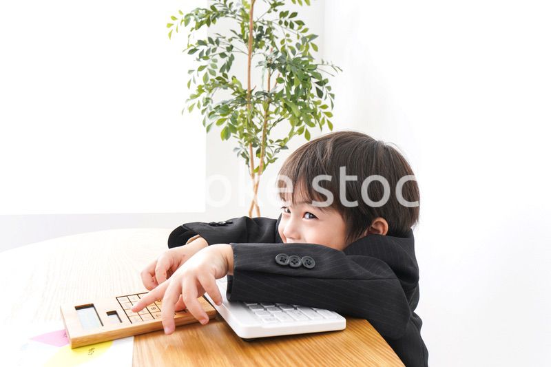 会議をするビジネスパーソン