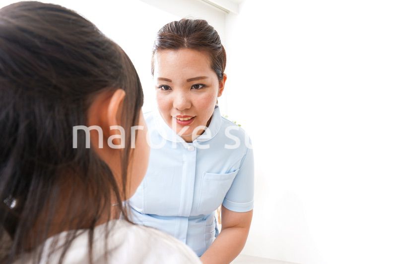 虫歯の治療をする子供