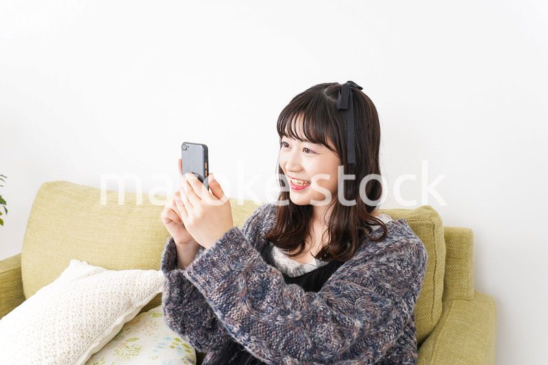 Young vloger streaming her content