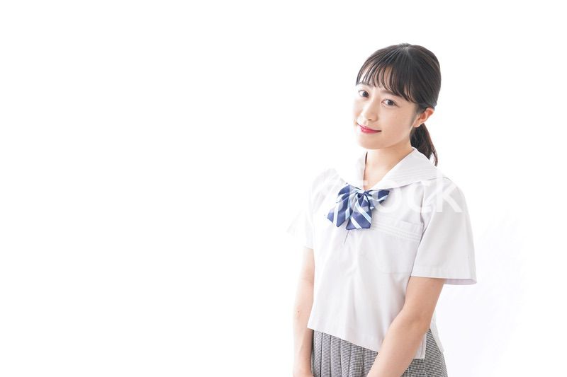 笑顔の若い学生