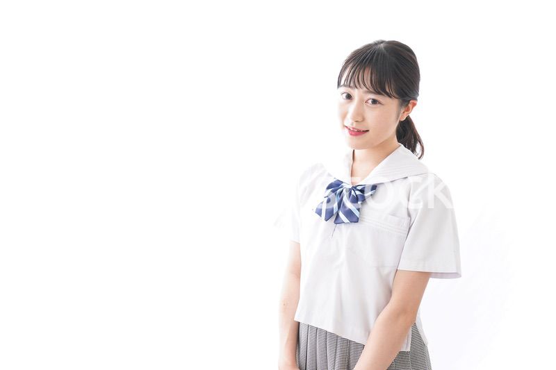 笑顔の若い学生