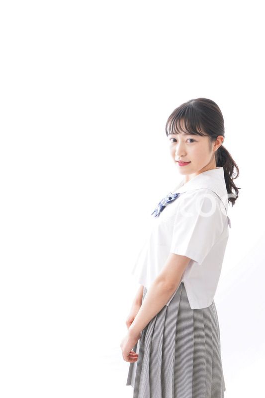 笑顔の若い学生