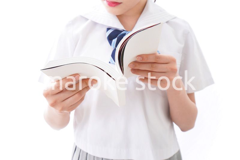 自習をする学生