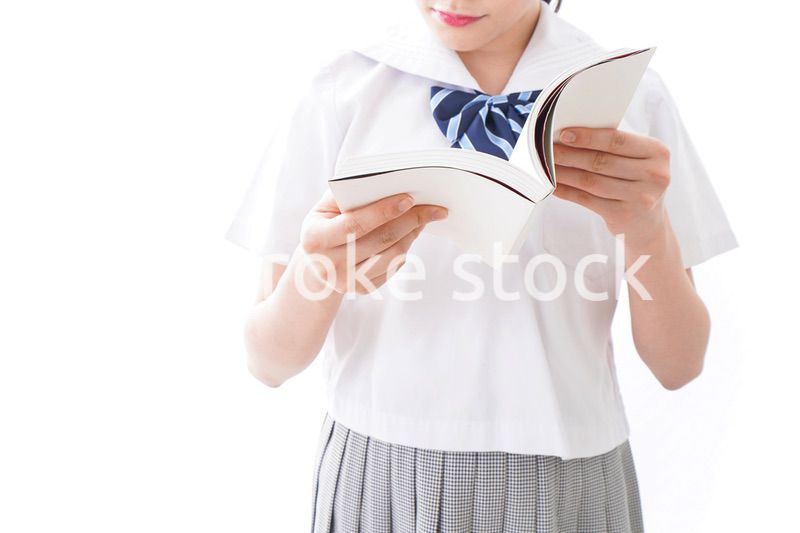 自習をする学生