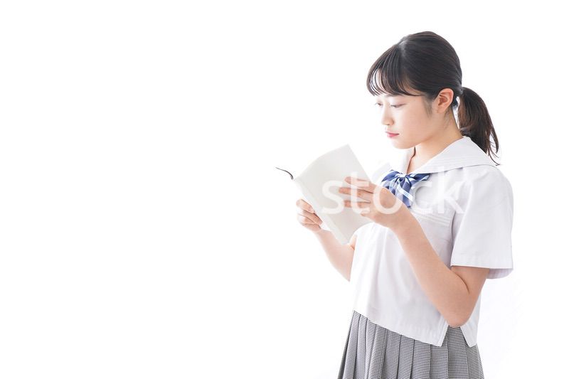 自習をする学生