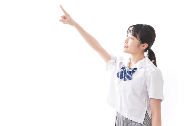 将来を指差す学生