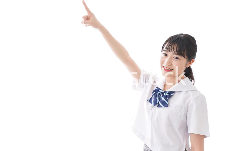 将来を指差す学生