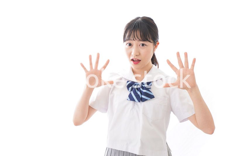 笑顔の若い学生