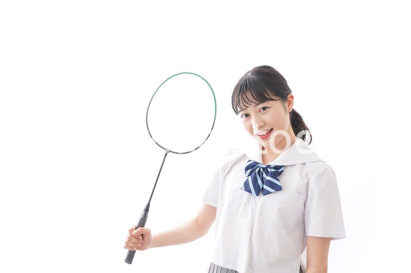 部活をする学生