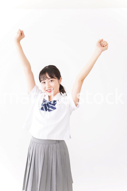 笑顔の若い学生