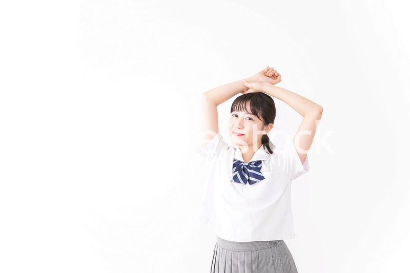 笑顔の若い学生