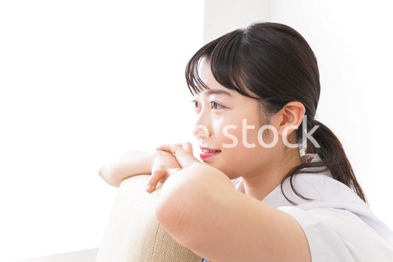 笑顔の若い学生