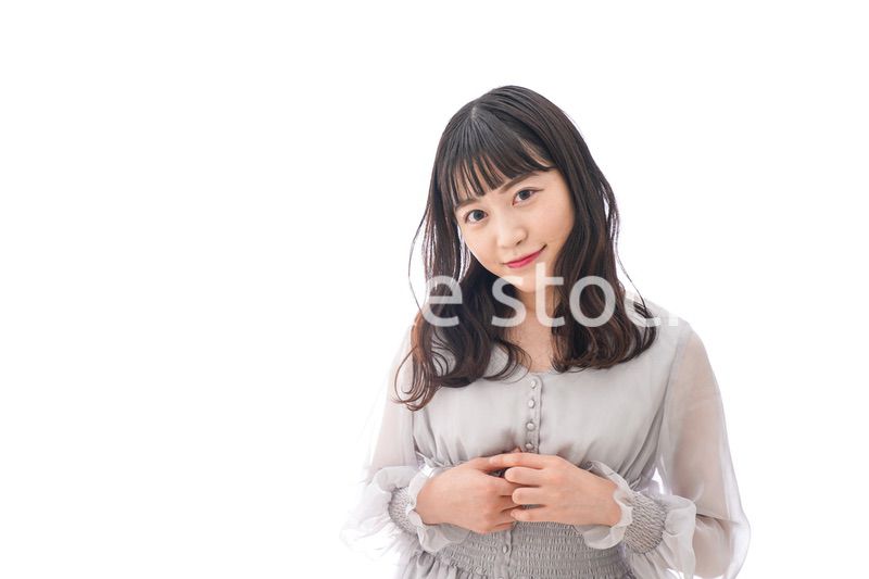 笑顔の若い女性ポートレート