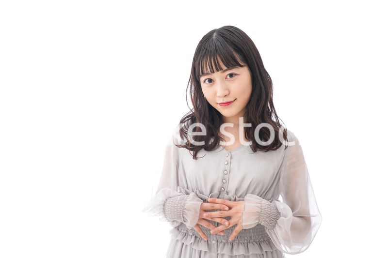 笑顔の若い女性ポートレート