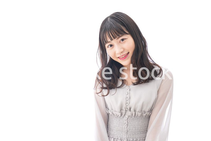 笑顔の若い女性ポートレート