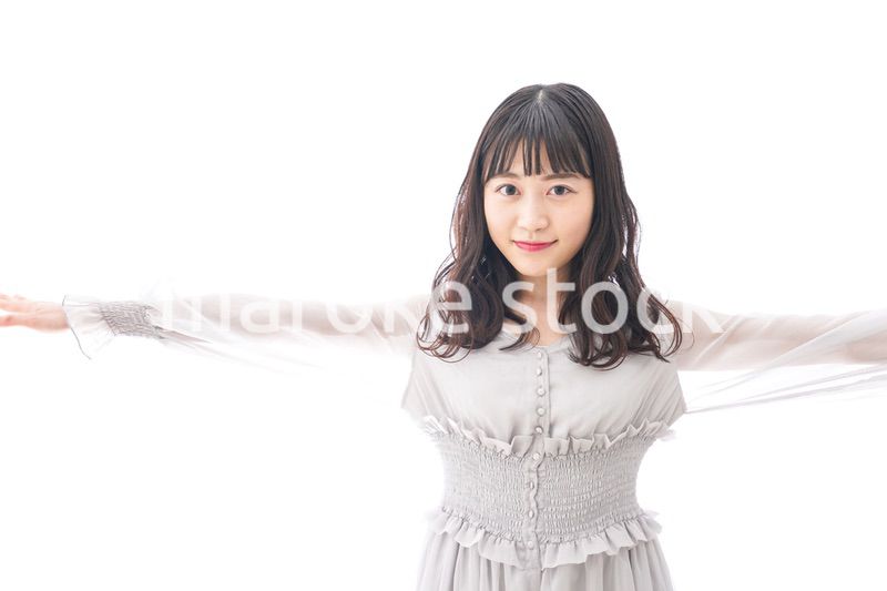 笑顔の若い女性ポートレート