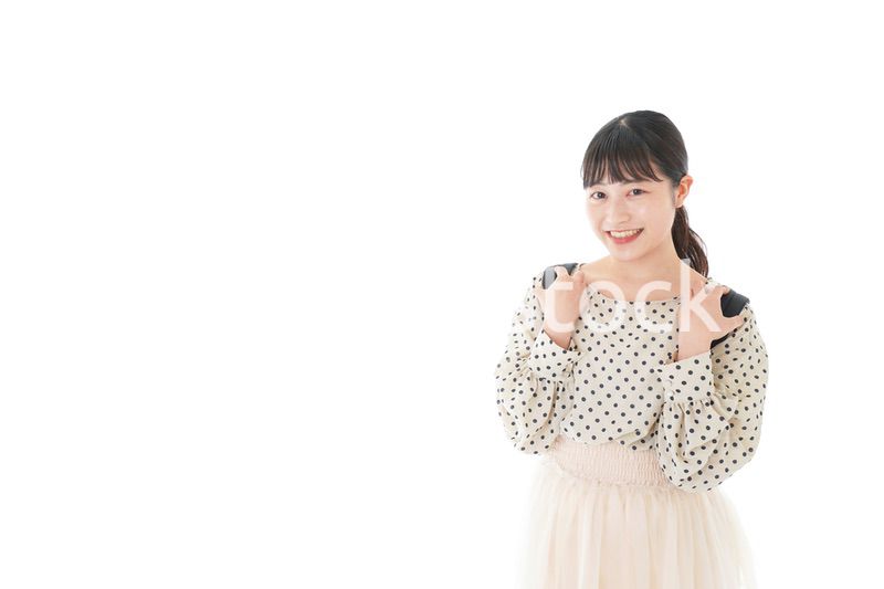 笑顔の若い女性ポートレート