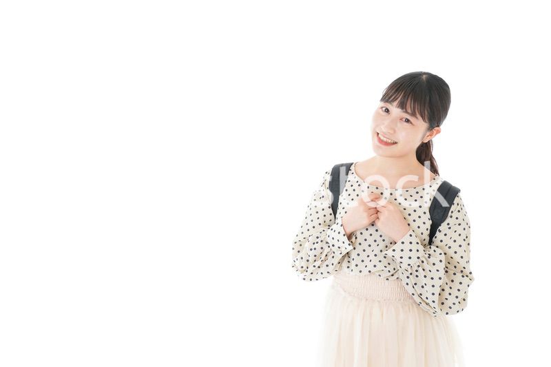 笑顔の若い女性ポートレート