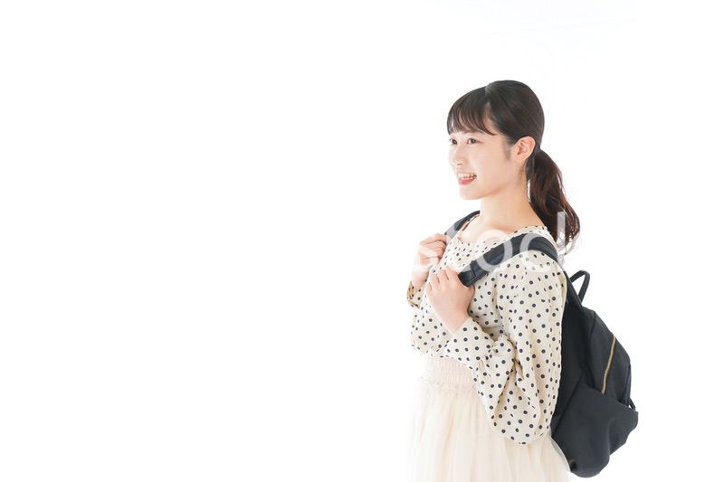 笑顔の若い女性ポートレート