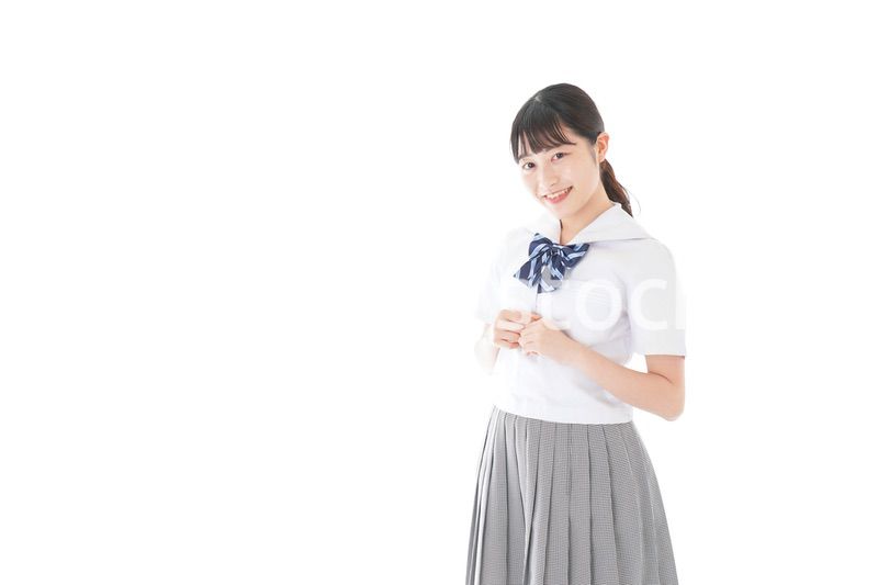 制服姿の女子学生ポートレート