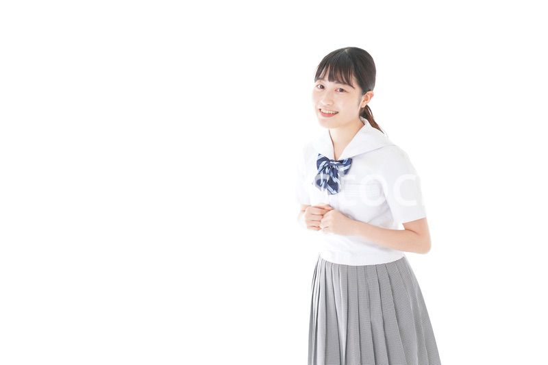 制服姿の女子学生ポートレート