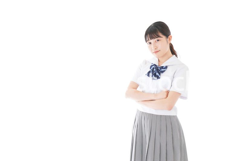 制服姿の女子学生ポートレート