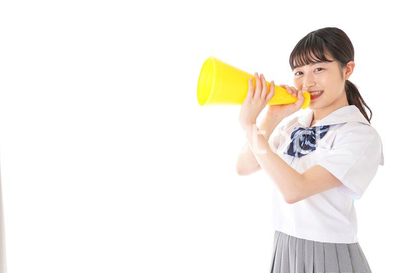 応援をする学生