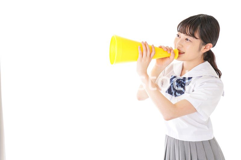 応援をする学生