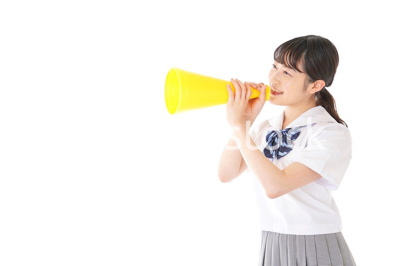 応援をする学生