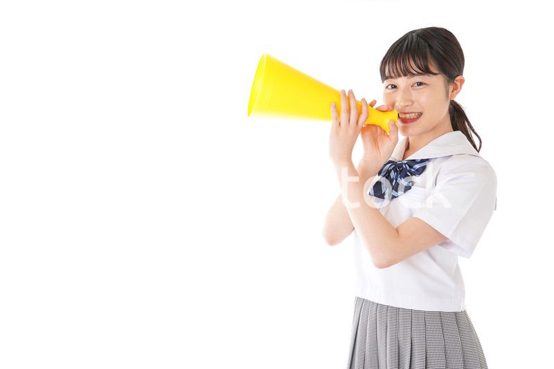 応援をする学生