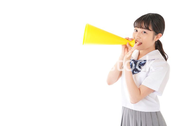 応援をする学生