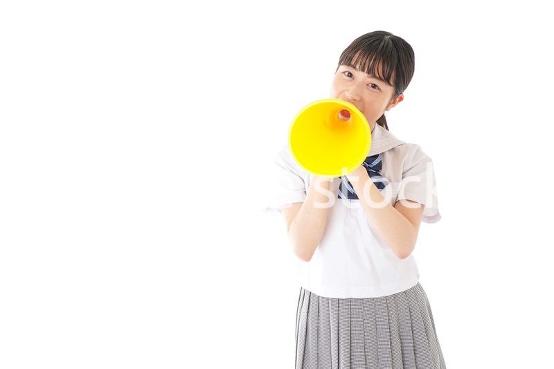 応援をする学生