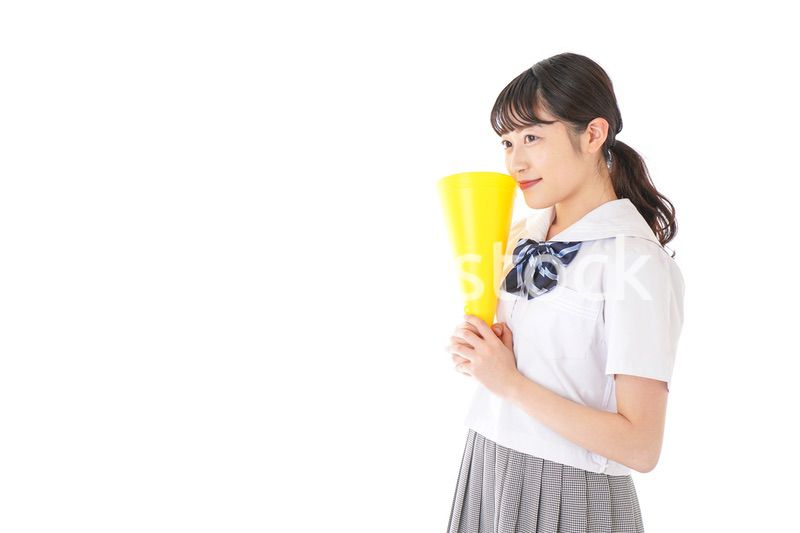 応援をする学生
