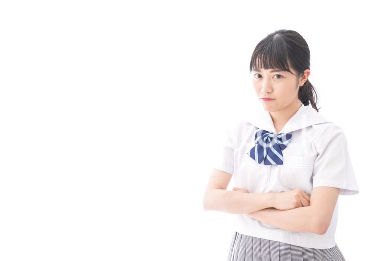 怒る女子学生