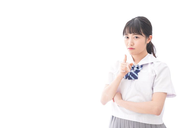 怒る女子学生