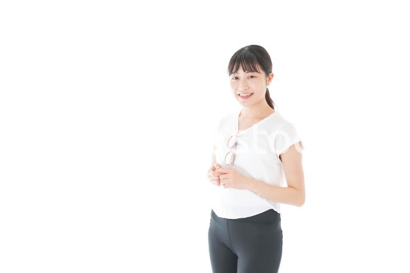 サングラスをかけた女性・リゾートイメージ