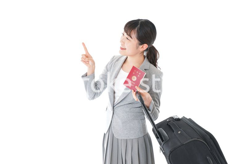 海外出張に行くビジネスウーマン