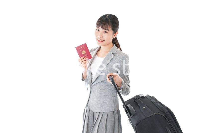 海外出張に行くビジネスウーマン