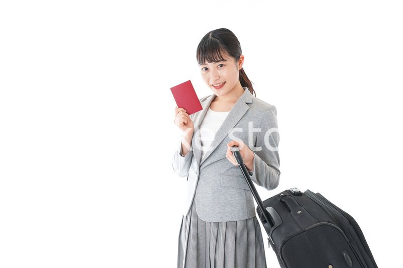 海外出張に行くビジネスウーマン