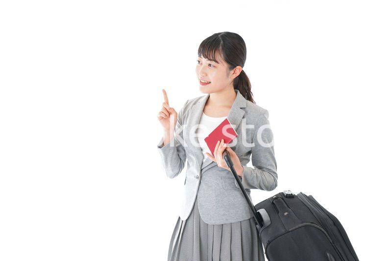 海外出張に行くビジネスウーマン